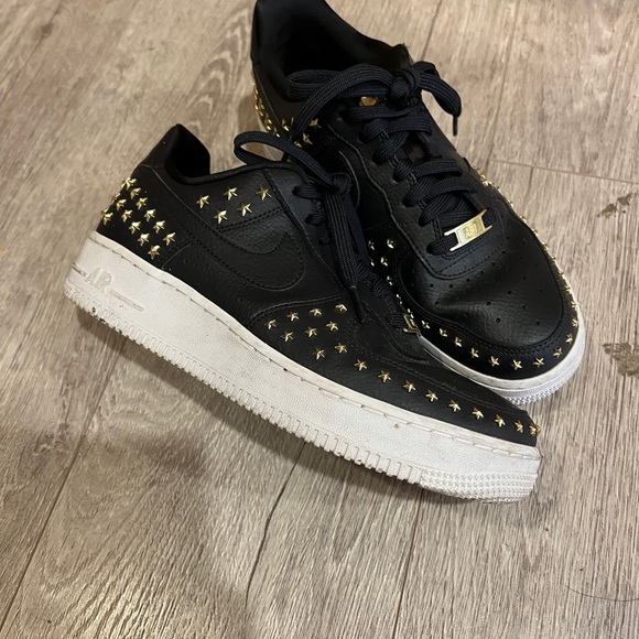Nike Black leather Air Force one with gold stars size 8 - Picture 3 of 7